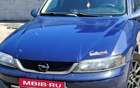 Opel Vectra B рестайлинг, 2000 год, 265 000 рублей, 2 фотография