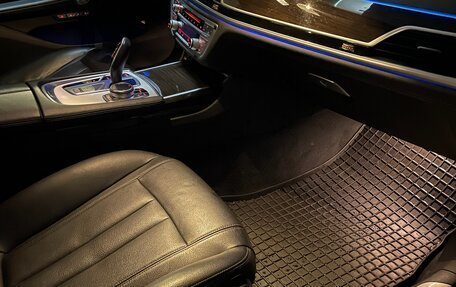 BMW 7 серия, 2017 год, 2 950 000 рублей, 5 фотография