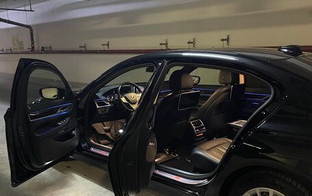 BMW 7 серия, 2017 год, 2 950 000 рублей, 4 фотография