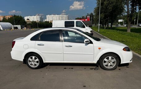Daewoo Gentra II, 2014 год, 900 000 рублей, 2 фотография