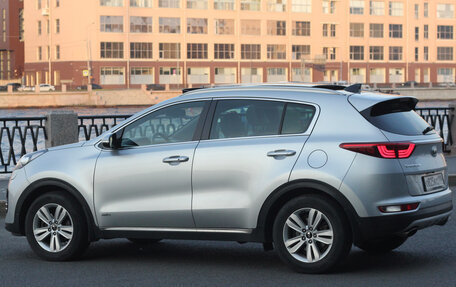 KIA Sportage IV рестайлинг, 2016 год, 2 200 000 рублей, 4 фотография