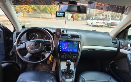 Skoda Octavia, 2011 год, 840 000 рублей, 2 фотография