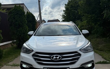 Hyundai Santa Fe III рестайлинг, 2018 год, 2 850 000 рублей, 1 фотография