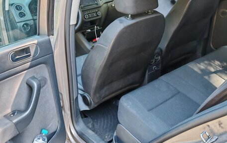 Volkswagen Golf Plus II, 2012 год, 650 000 рублей, 10 фотография