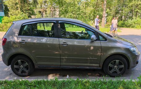 Volkswagen Golf Plus II, 2012 год, 650 000 рублей, 3 фотография