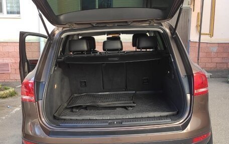 Volkswagen Touareg III, 2010 год, 1 800 000 рублей, 15 фотография