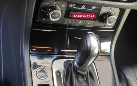 Volkswagen Touareg III, 2010 год, 1 800 000 рублей, 13 фотография