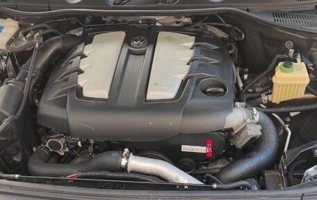 Volkswagen Touareg III, 2010 год, 1 800 000 рублей, 14 фотография
