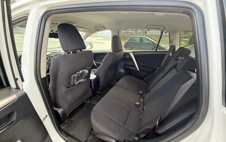 Toyota RAV4, 2019 год, 2 280 000 рублей, 3 фотография
