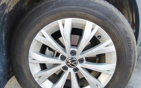Volkswagen Tiguan II, 2020 год, 3 250 000 рублей, 5 фотография