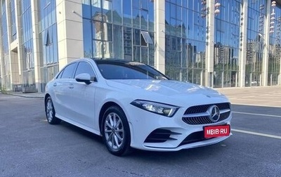 Mercedes-Benz A-Класс, 2022 год, 2 400 000 рублей, 1 фотография
