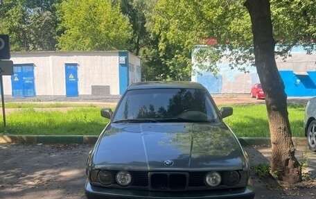 BMW 5 серия, 1990 год, 320 000 рублей, 15 фотография