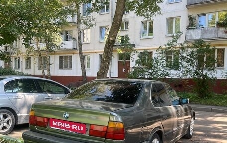 BMW 5 серия, 1990 год, 320 000 рублей, 17 фотография