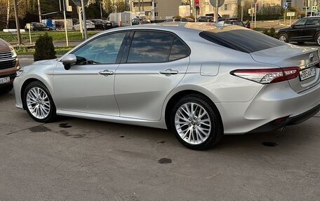 Toyota Camry, 2018 год, 2 320 000 рублей, 5 фотография