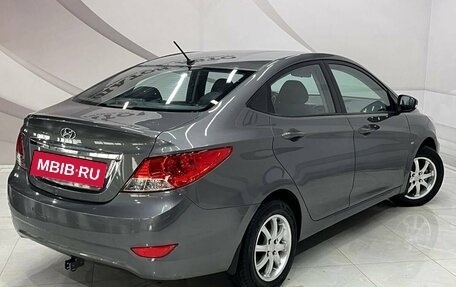 Hyundai Solaris II рестайлинг, 2011 год, 645 000 рублей, 5 фотография