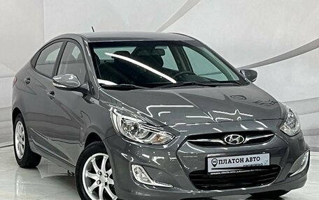 Hyundai Solaris II рестайлинг, 2011 год, 645 000 рублей, 3 фотография