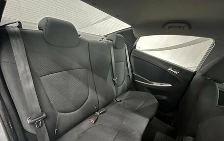 Hyundai Solaris II рестайлинг, 2011 год, 645 000 рублей, 19 фотография