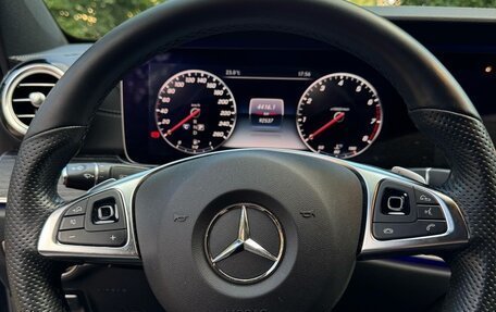 Mercedes-Benz E-Класс, 2018 год, 3 400 000 рублей, 10 фотография
