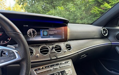 Mercedes-Benz E-Класс, 2018 год, 3 400 000 рублей, 9 фотография