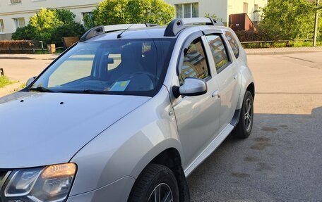 Renault Duster I рестайлинг, 2015 год, 910 000 рублей, 2 фотография