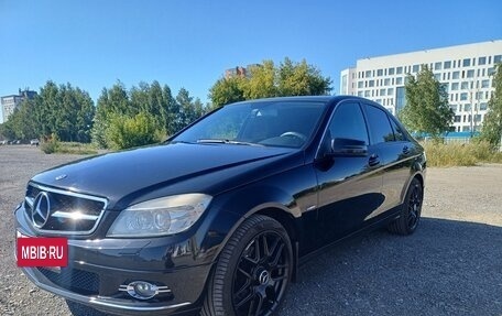 Mercedes-Benz C-Класс, 2009 год, 1 300 000 рублей, 16 фотография
