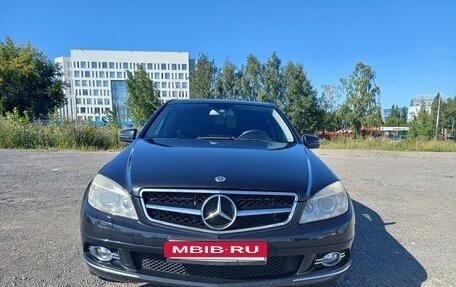 Mercedes-Benz C-Класс, 2009 год, 1 300 000 рублей, 10 фотография
