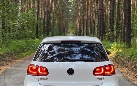 Volkswagen Golf VI, 2012 год, 900 000 рублей, 2 фотография