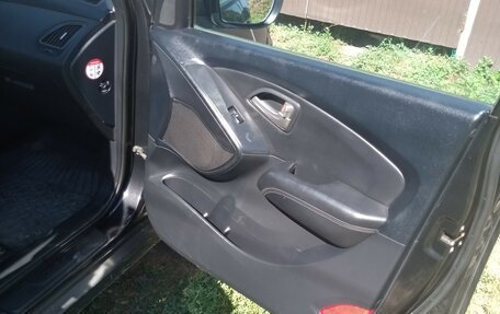 Hyundai ix35 I рестайлинг, 2010 год, 1 100 000 рублей, 5 фотография