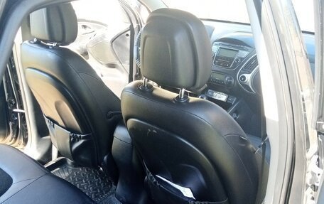 Hyundai ix35 I рестайлинг, 2010 год, 1 100 000 рублей, 9 фотография