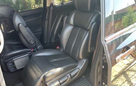 Nissan Elgrand III, 2018 год, 3 100 000 рублей, 9 фотография