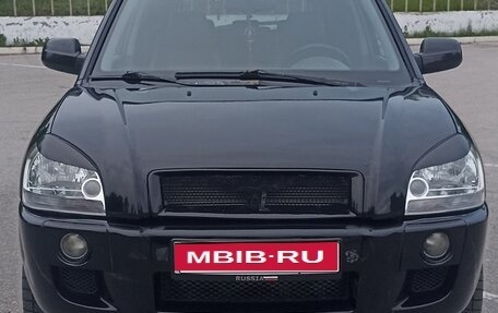 Hyundai Tucson III, 2004 год, 670 000 рублей, 1 фотография