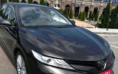 Toyota Camry, 2018 год, 3 350 000 рублей, 1 фотография