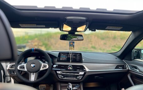 BMW 5 серия, 2019 год, 4 300 000 рублей, 19 фотография