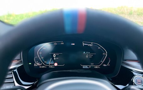 BMW 5 серия, 2019 год, 4 300 000 рублей, 31 фотография