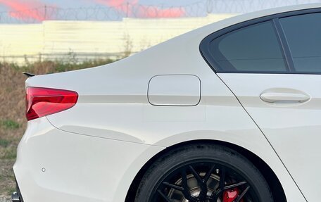 BMW 5 серия, 2019 год, 4 300 000 рублей, 32 фотография