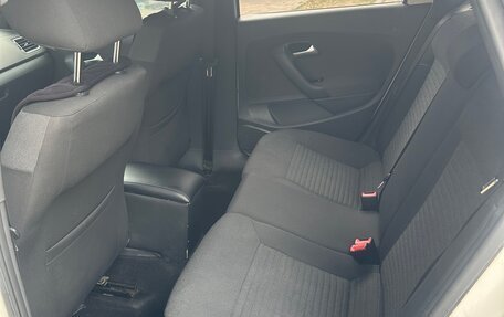 Volkswagen Polo VI (EU Market), 2012 год, 700 000 рублей, 6 фотография