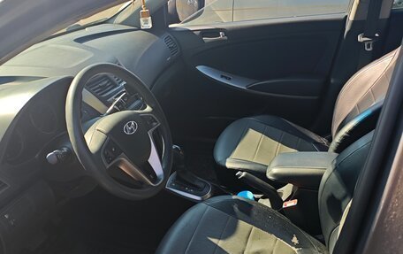 Hyundai Solaris II рестайлинг, 2016 год, 950 000 рублей, 6 фотография