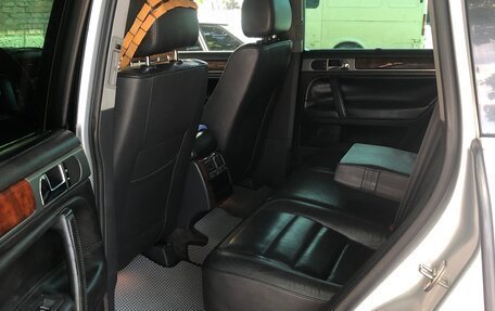 Volkswagen Touareg III, 2004 год, 1 000 050 рублей, 3 фотография