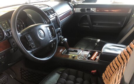 Volkswagen Touareg III, 2004 год, 1 000 050 рублей, 5 фотография