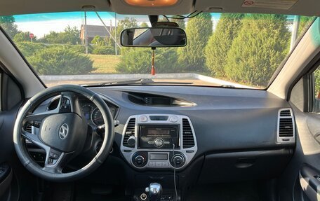 Hyundai i20 IB рестайлинг, 2010 год, 700 000 рублей, 8 фотография