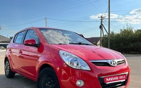 Hyundai i20 IB рестайлинг, 2010 год, 700 000 рублей, 2 фотография