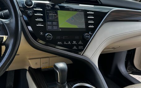 Toyota Camry, 2018 год, 3 350 000 рублей, 23 фотография