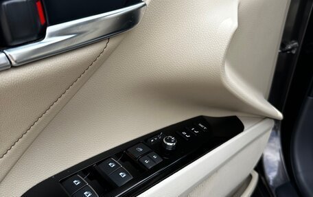 Toyota Camry, 2018 год, 3 350 000 рублей, 19 фотография