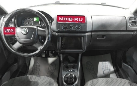 Skoda Fabia II, 2010 год, 569 000 рублей, 11 фотография