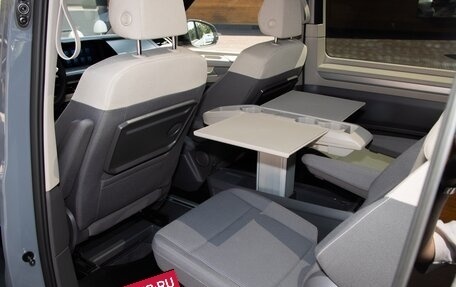 Volkswagen Multivan, 2022 год, 7 500 000 рублей, 17 фотография