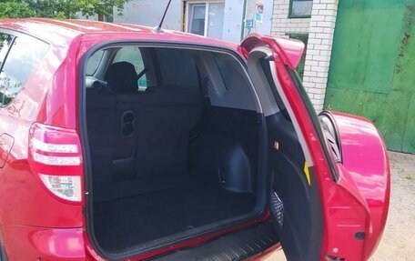 Toyota RAV4, 2011 год, 1 550 000 рублей, 8 фотография