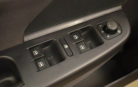 Volkswagen Jetta VI, 2009 год, 402 000 рублей, 8 фотография