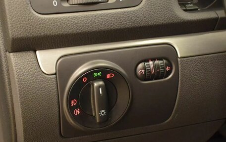 Volkswagen Jetta VI, 2009 год, 402 000 рублей, 9 фотография