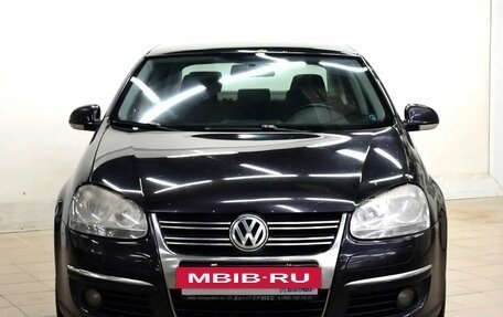 Volkswagen Jetta VI, 2009 год, 402 000 рублей, 2 фотография