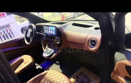 Mercedes-Benz V-Класс, 2016 год, 3 500 000 рублей, 6 фотография